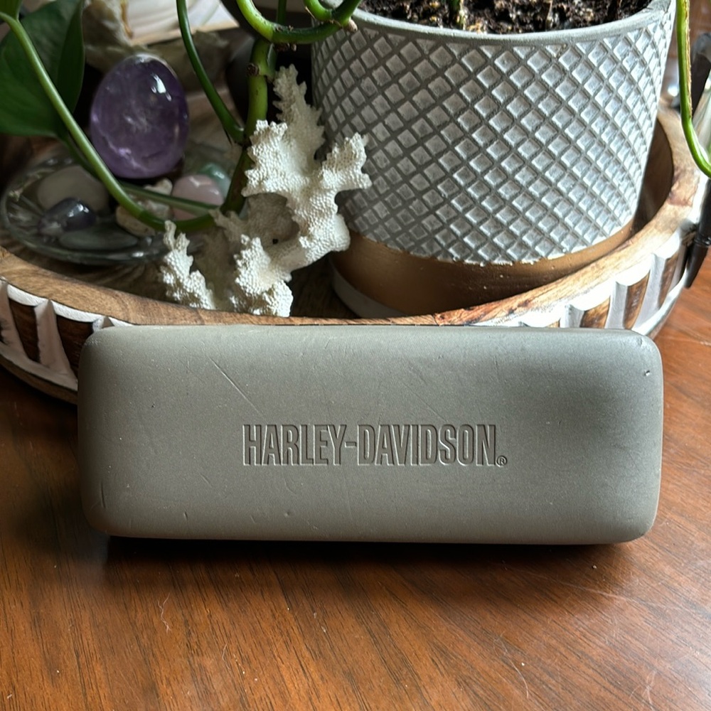 Harley-Davidson Glasses Case.